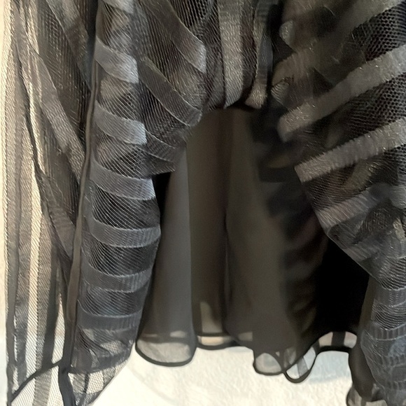 Óscar de la Renta Women's Whimsigoth Tank Top XL Pink label Black Striped Flowy - Picture 7 of 13